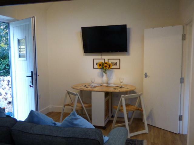 Hunters Moon B&B Tidworth ภายนอก รูปภาพ